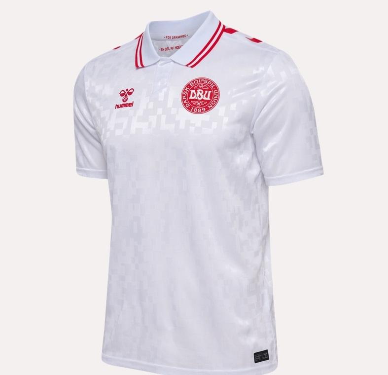 Denmark Away Jersey 2024 26   Mens Xl